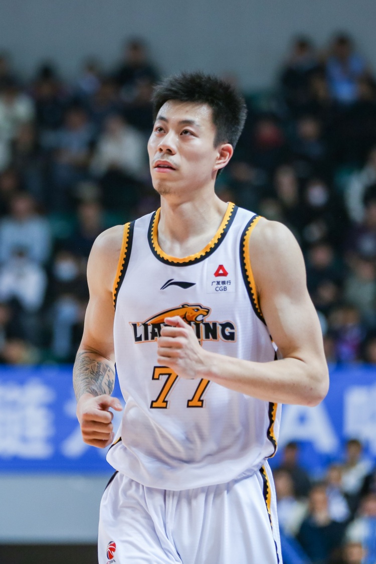 媒體人：張鎮麟、韓德君將因傷缺席今晚對陣北控的比賽